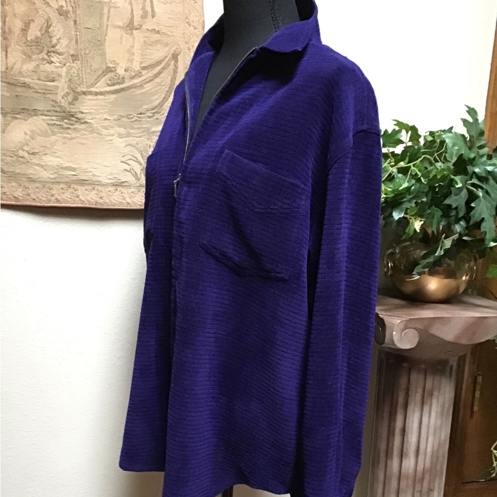 CHICOS DARK BLUE Jacket, zipper front, long sleeve, soft corduroy, lovely jacket
